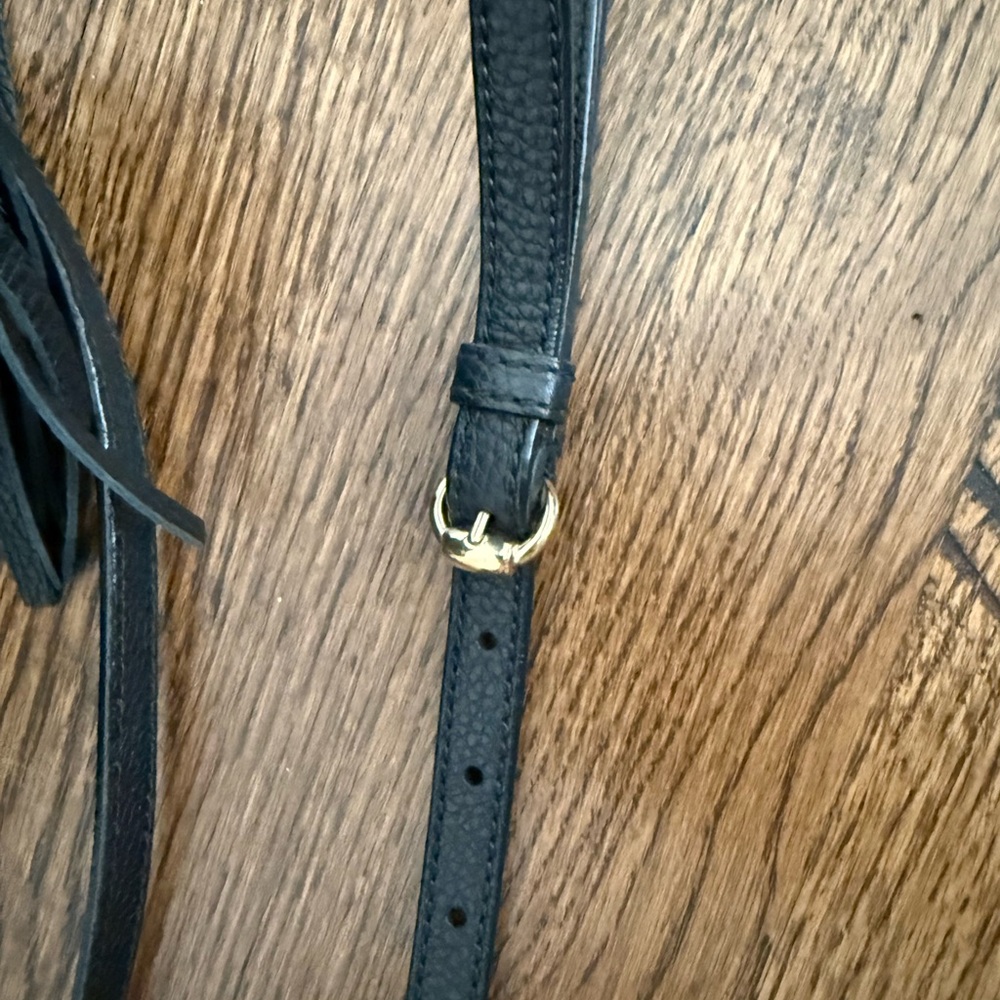 Gucci Black Pebbled Calfskin Small SoHo Disco Bag with Tassel - Picture 3 of 14